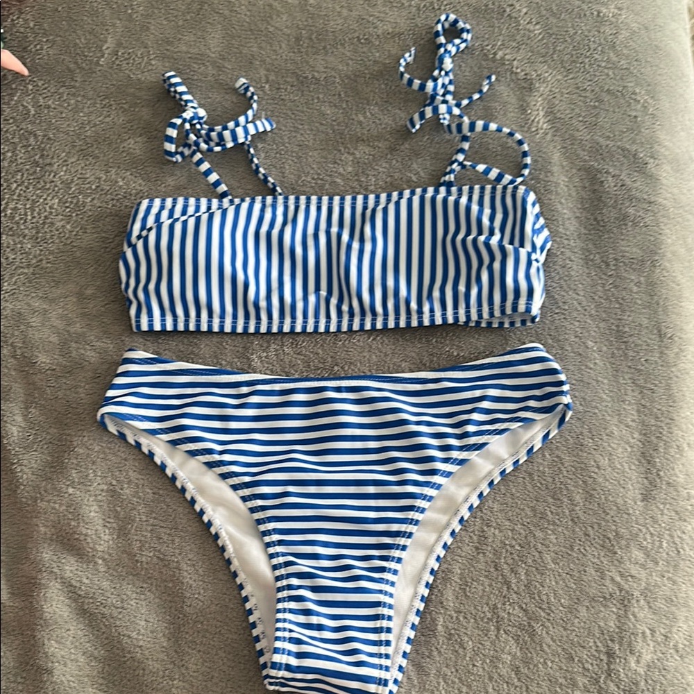 Women’s blue stripped bikini set